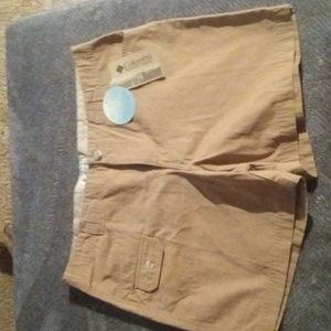 Columbia Omni Shade Shorts Tan 14 NWT